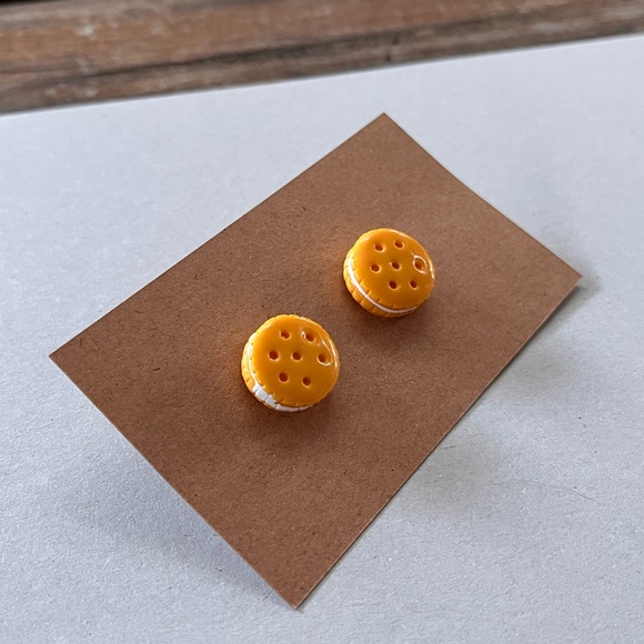 jaded jewellery Jewelry - Biscuit Studs